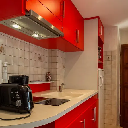 La Maisonnette A La Caze