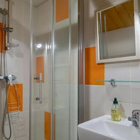 La Maisonnette A La Caze Semesterbostad